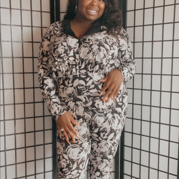 Elle Black & White Jumpsuit - Picture 3 of 5